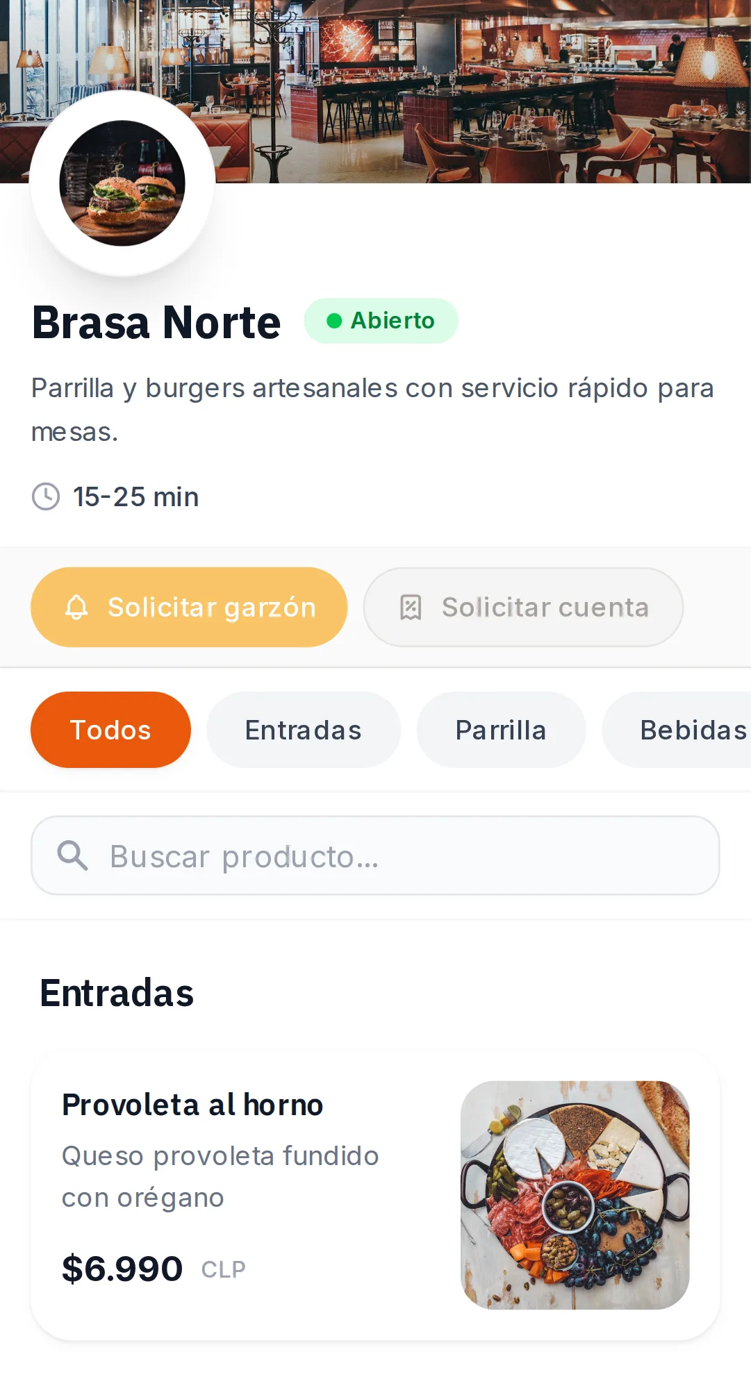 Carta digital QR de MesaFlow abierta en un comercio real